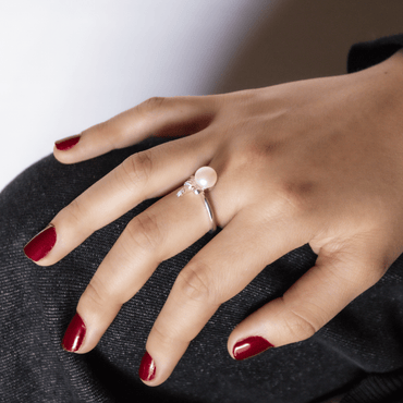 Anillo Perla Iris modelo