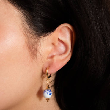 Aros Flor Azul Handmade Modelo