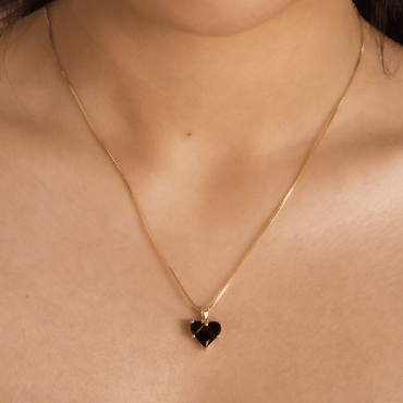 Collar Amor Profundo modelo