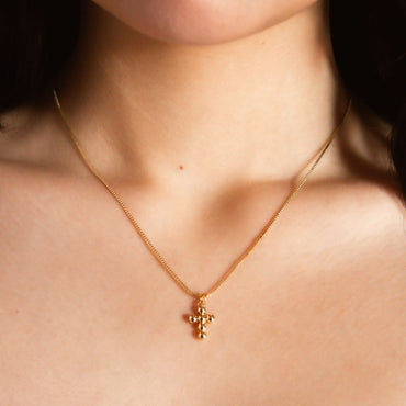 Collar Baño Oro Cruz Siena modelo