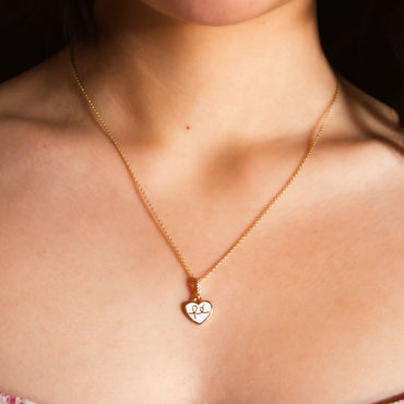 Collar Baño Oro Fe Belén blanco modelo