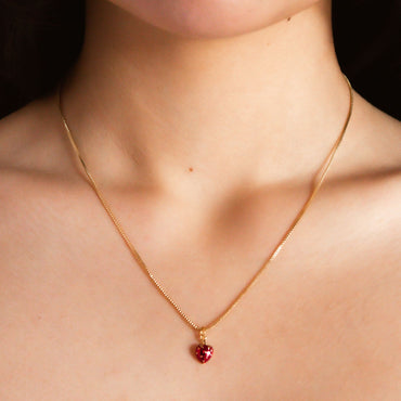 Collar Baño Oro Frutilla modelo