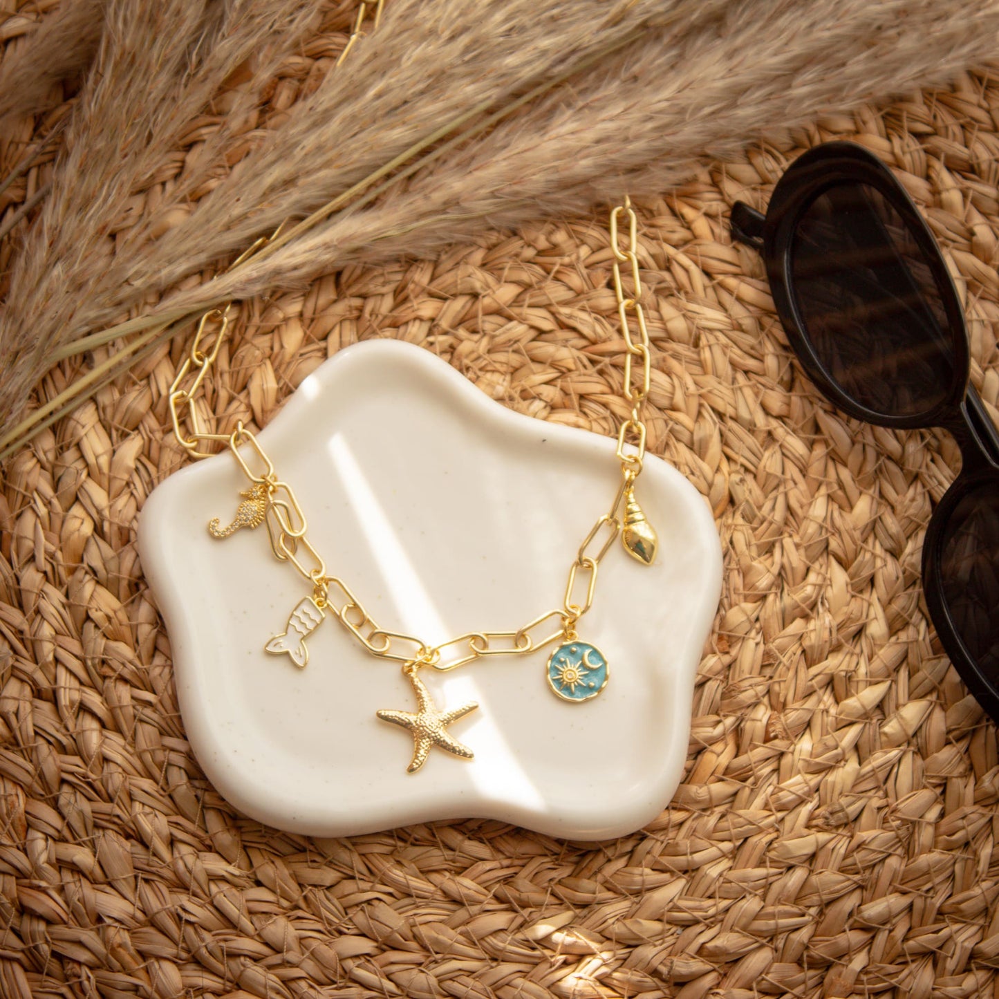 Collar Baño Oro Oceanos escenario