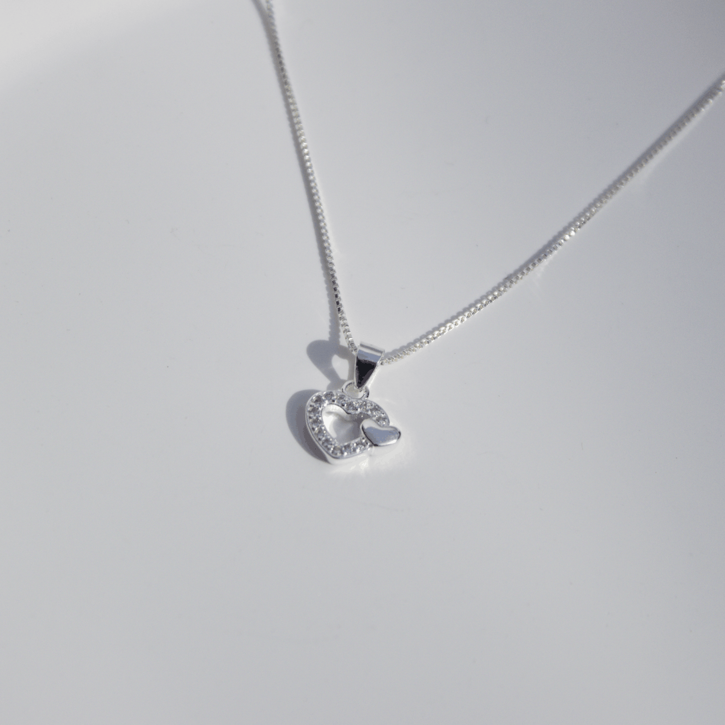 Collar Corazones escenario