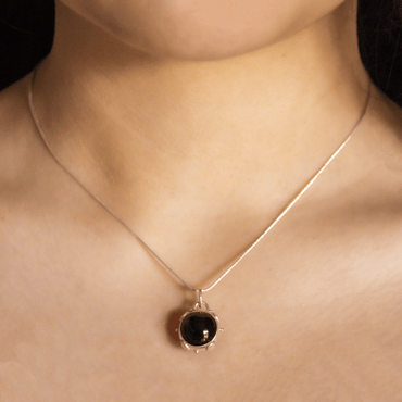 Collar Esfera Universo modelo