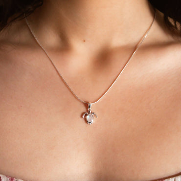 Collar Plata 925 tortuga blanca modelo