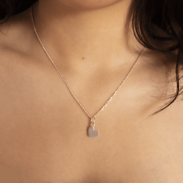 Dije Corene cadena modelo