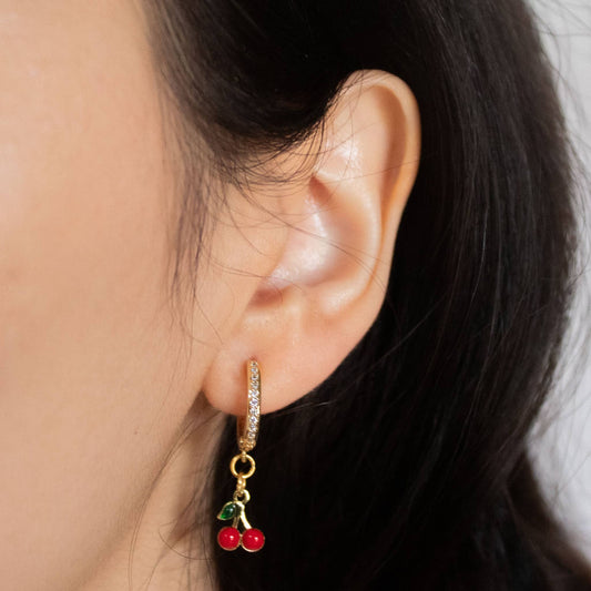 Aros 'Cereza Mini' Baño en Oro