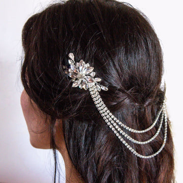 Tocado Cascada Plateado en Modelo