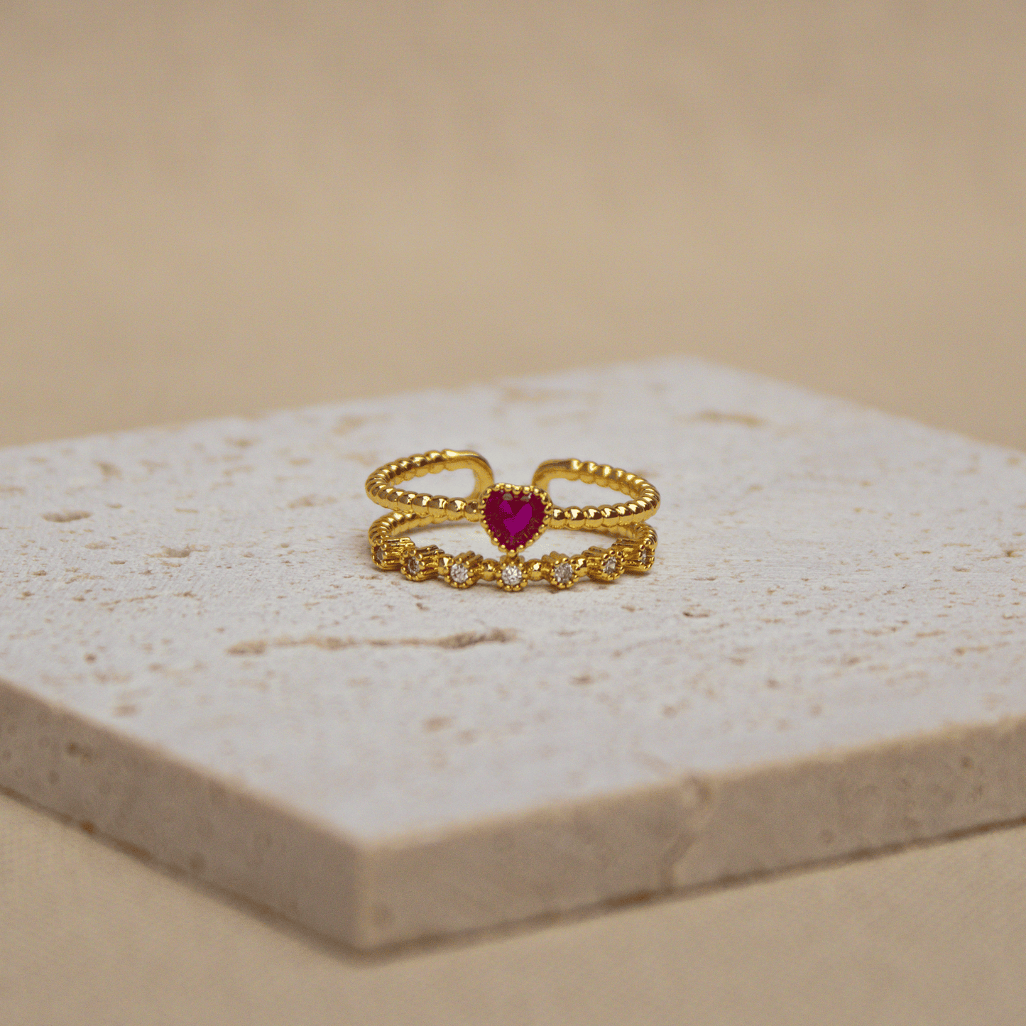 Anillo Liora escenario