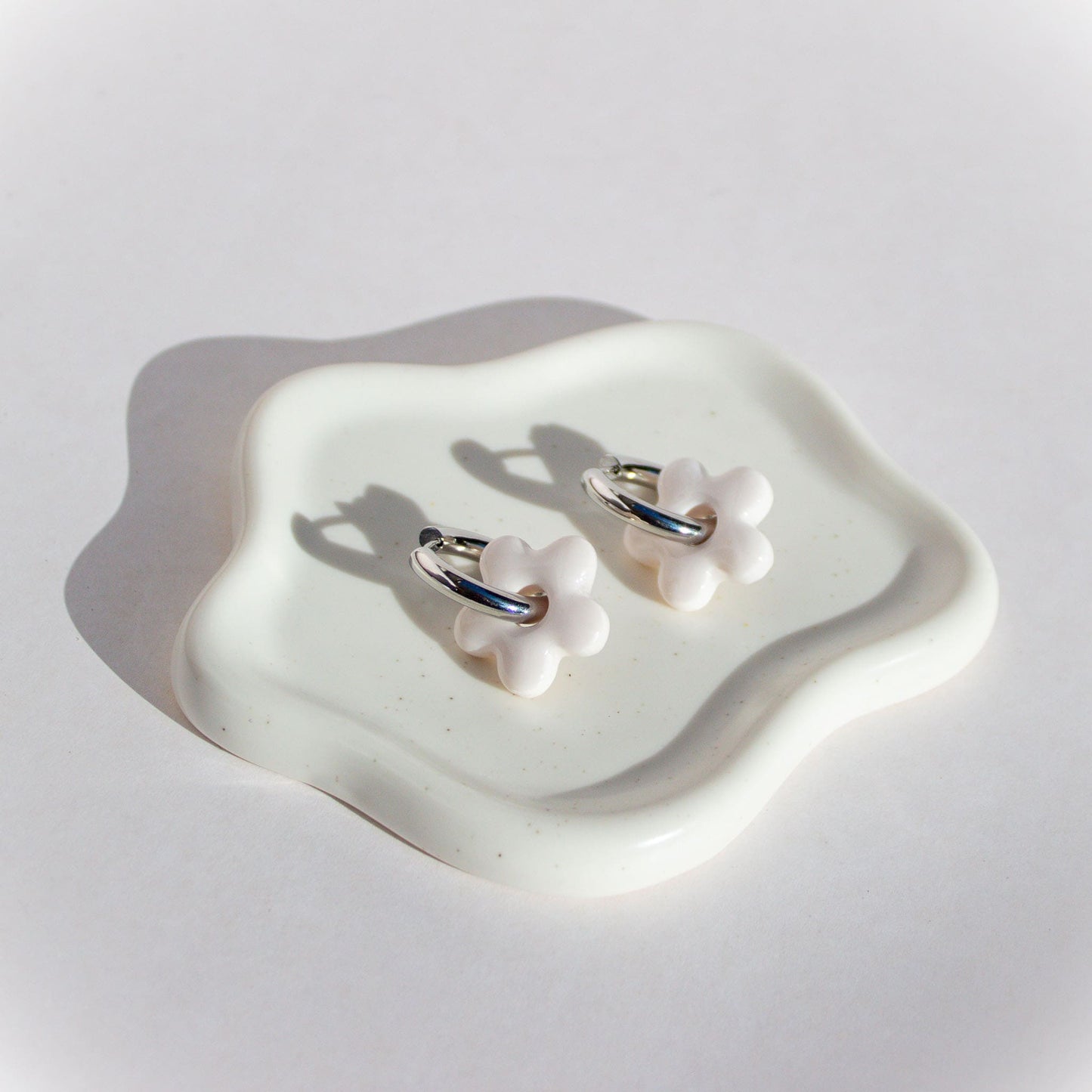 Aros Flor Brisa Silver Escenario