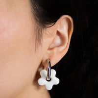 Aros Flor Brisa Silver modelo