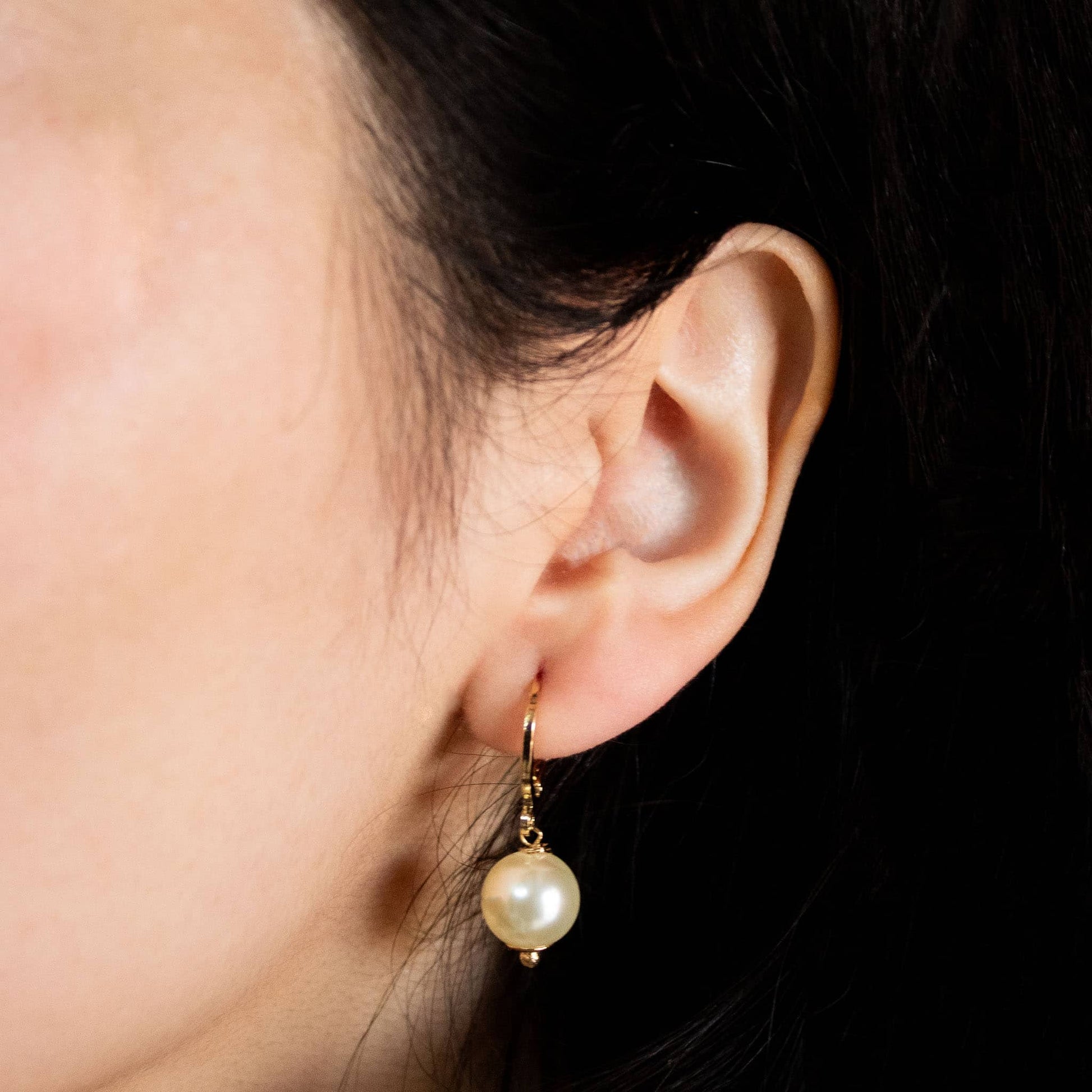 Aros Perla Gold Modelo