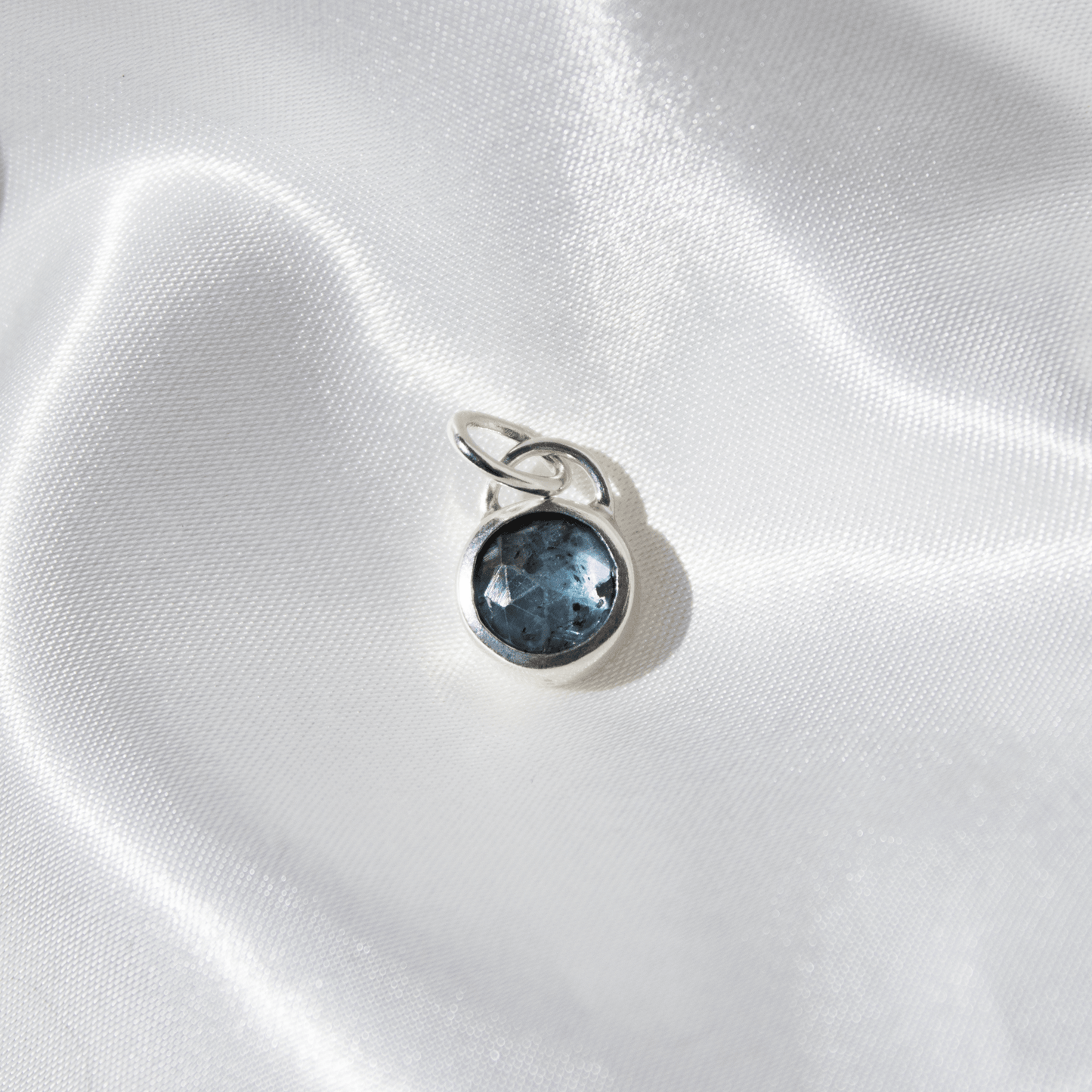 Colgante Cianita Musgo