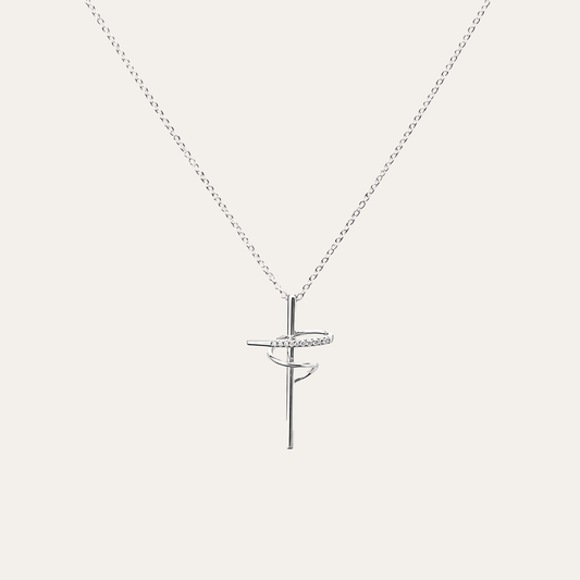Collar Cruz Eterna plata 925