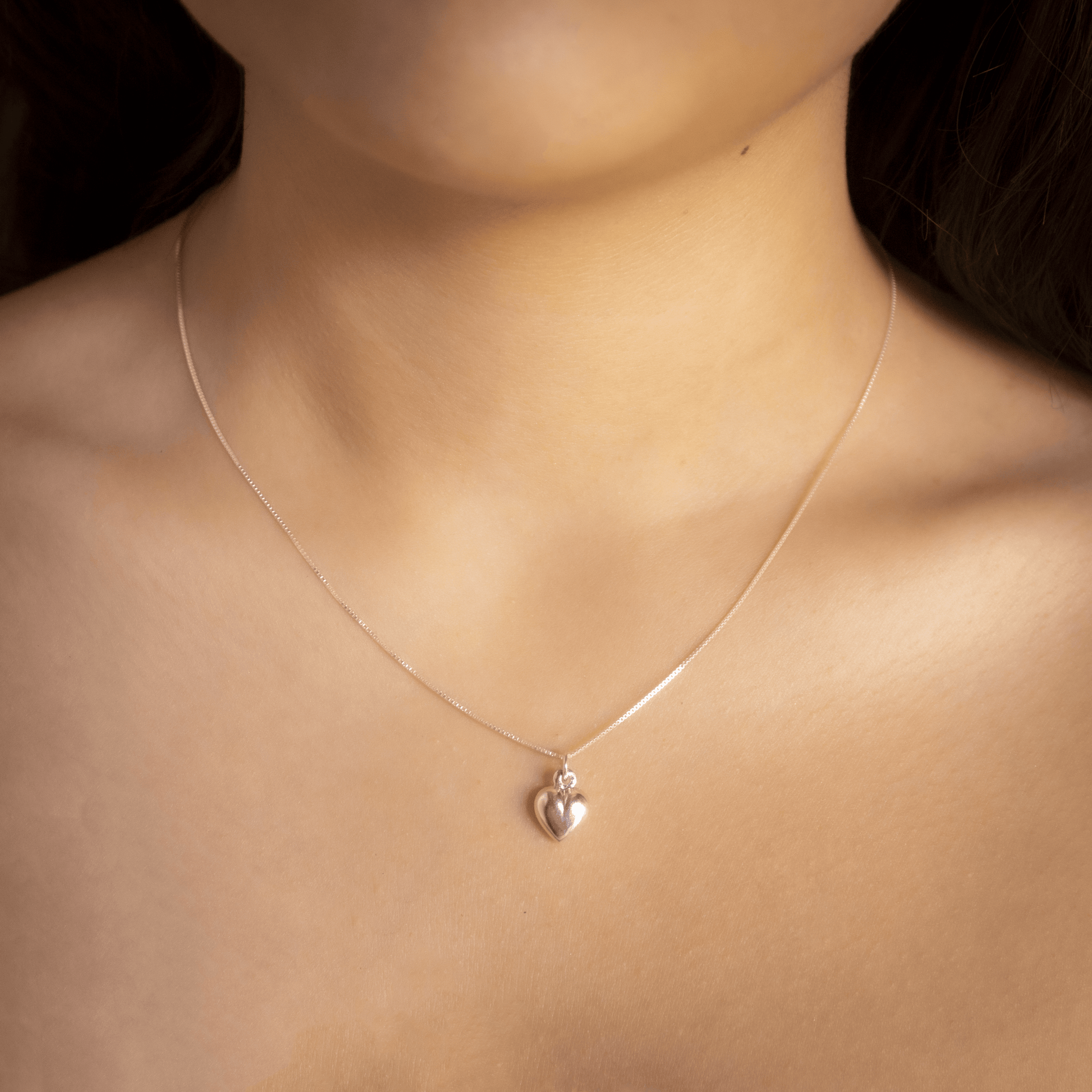 Collar Eclipse Corazón modelo