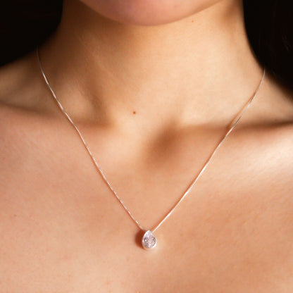 Collar Luz Serena Modelo