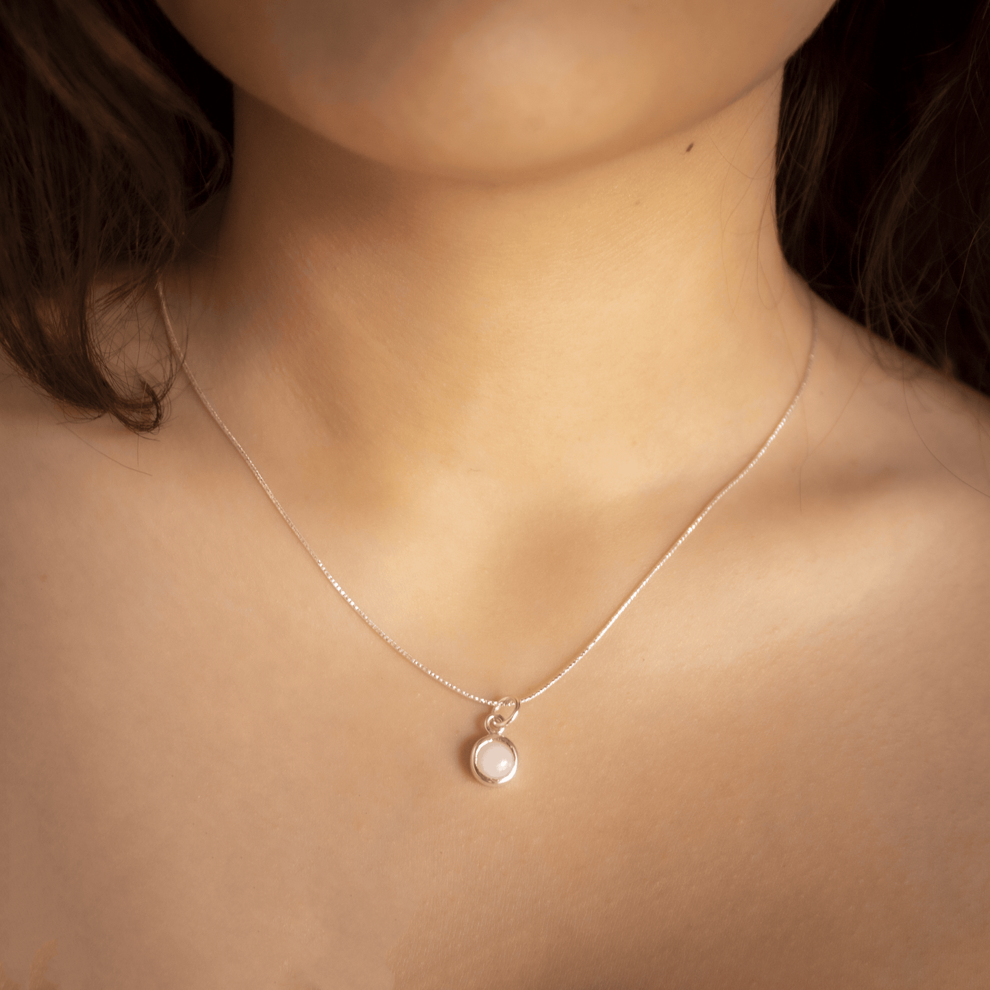 Collar Opalo M modelo