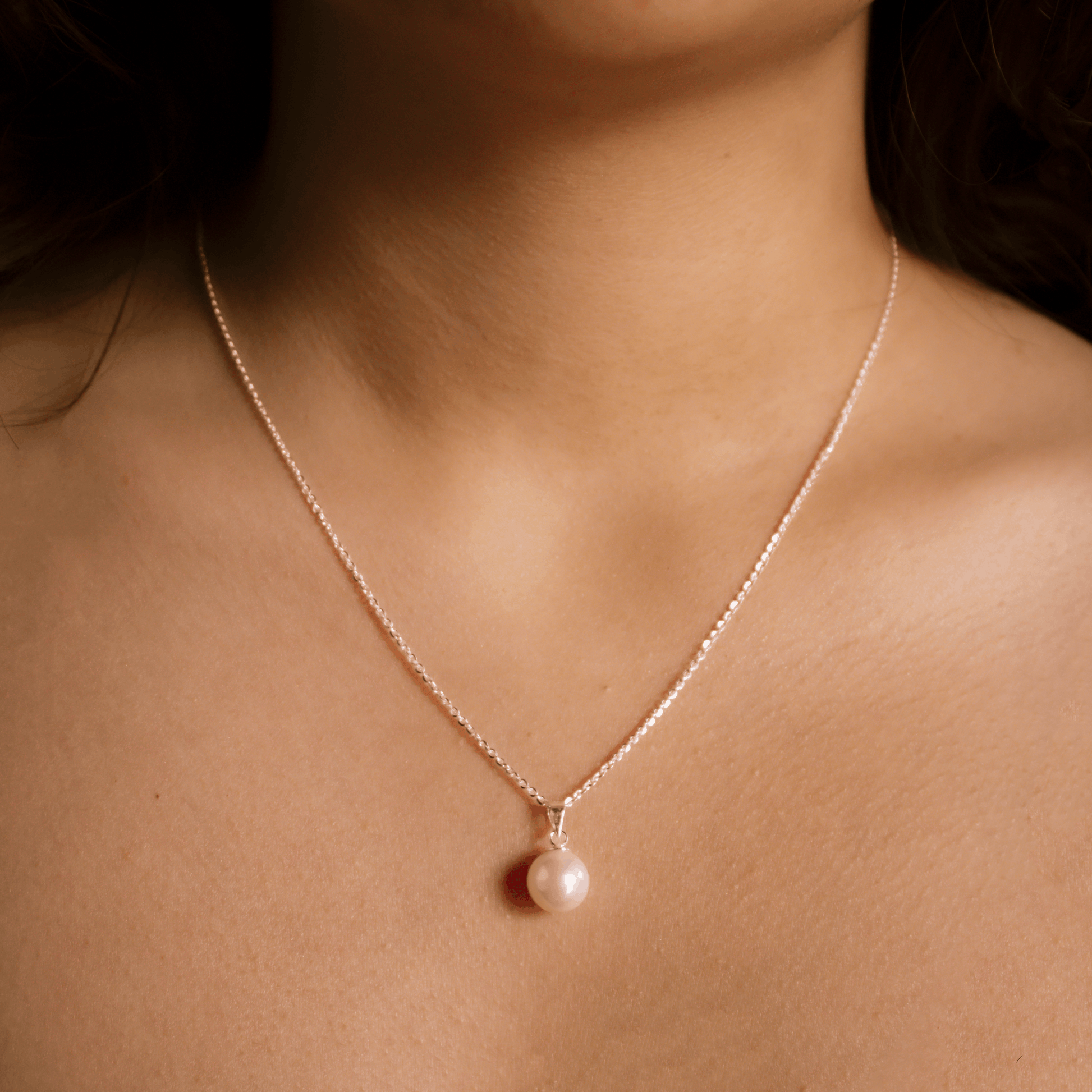Collar Perla Grace modelo