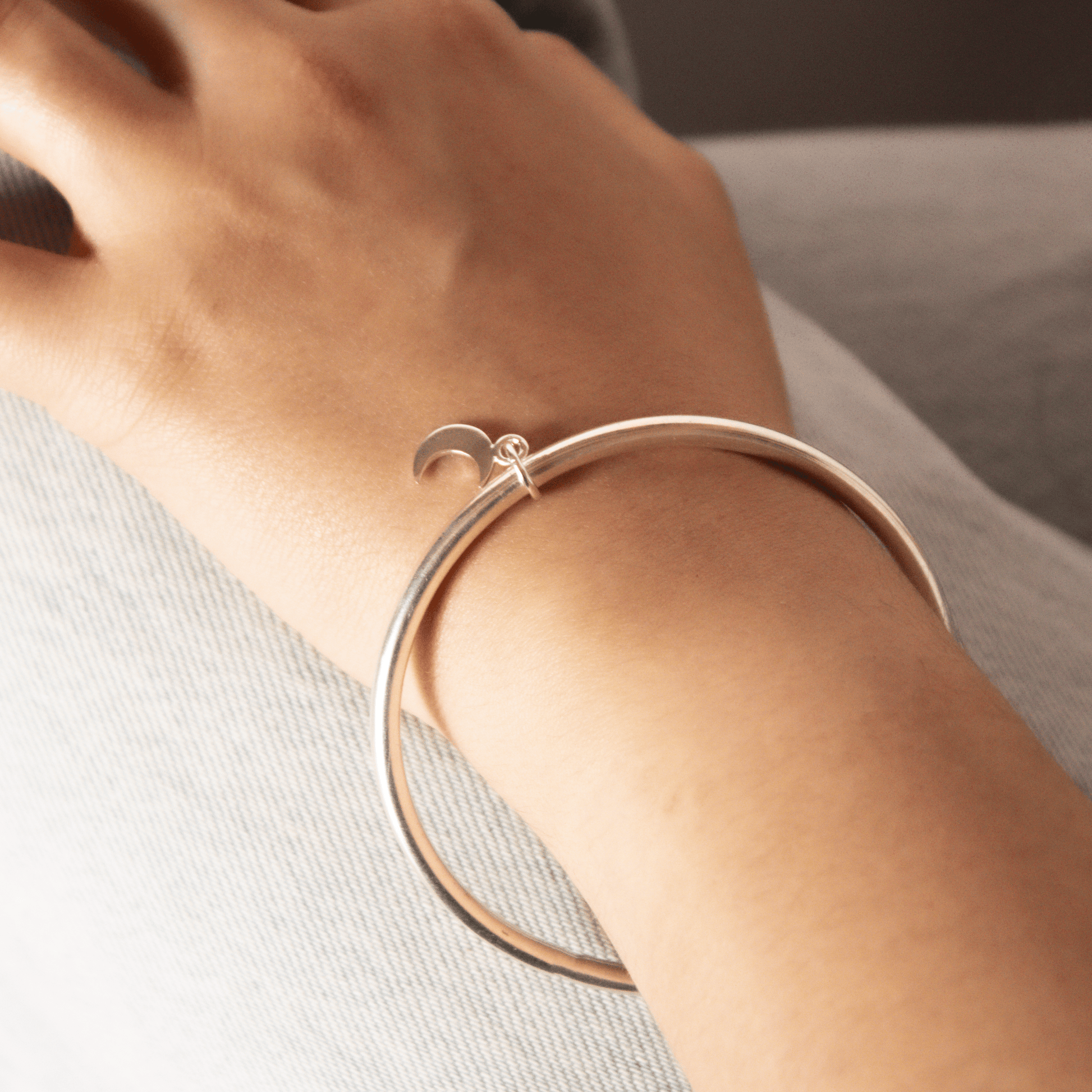 Dije lunarix-modelo-esclava