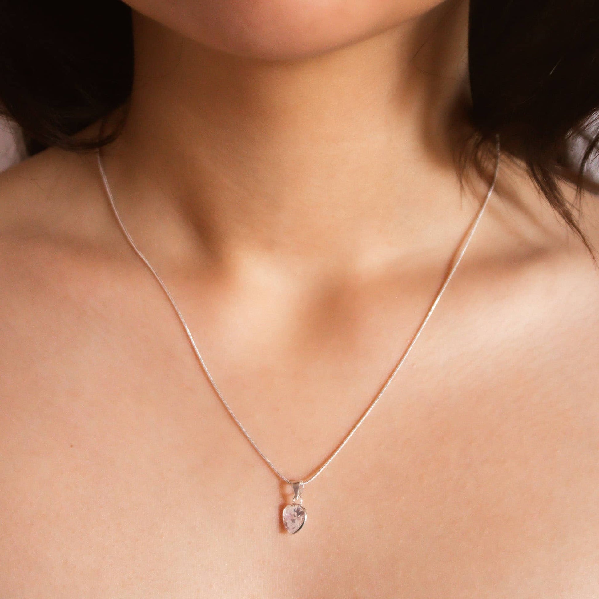 Modelo Collar Luz de Corazón