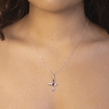 Modelo essentia granate